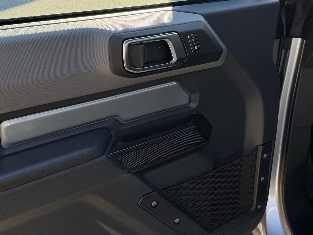 Used 2024 Ford Bronco Black Diamond image 21