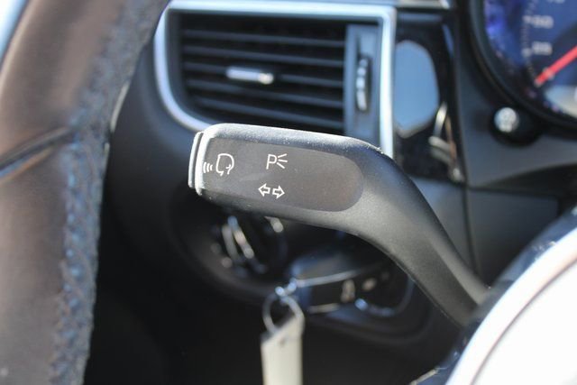 Used 2018 Porsche Macan Sport Edition image 32