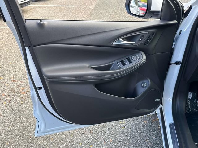 New 2026 Buick Encore GX Avenir w/ Avenir Technology Package image 8