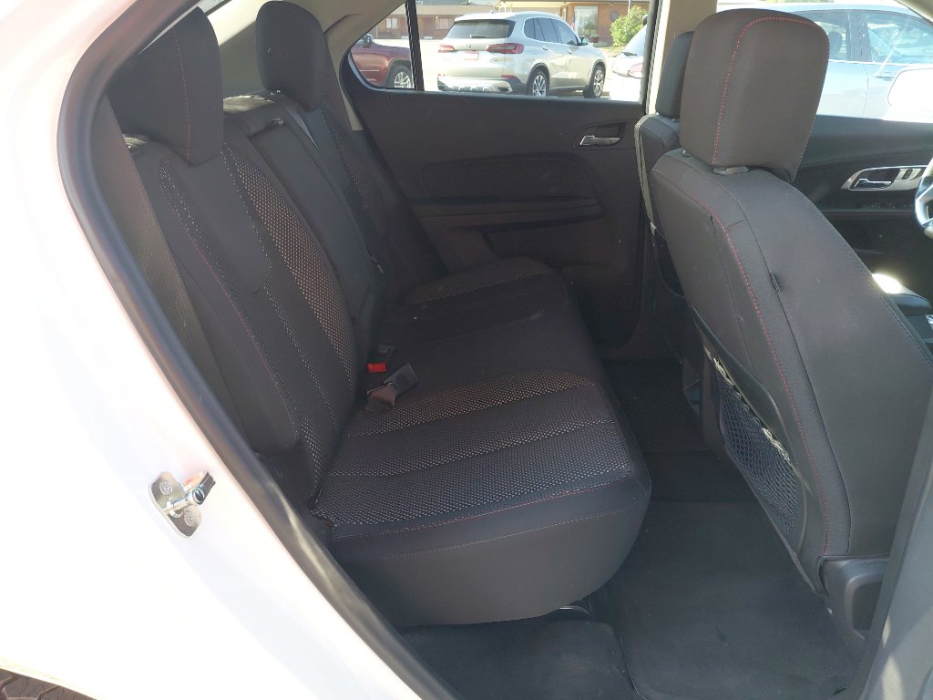 Used 2015 Chevrolet Equinox LT image 12