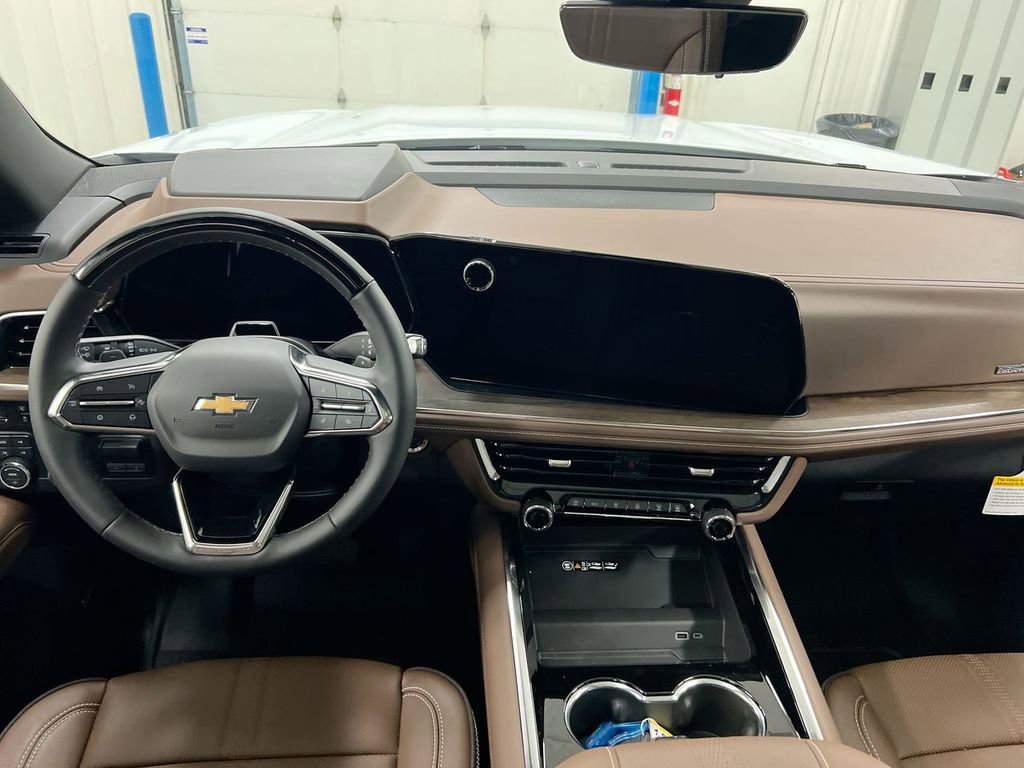 New 2026 Chevrolet Suburban High Country image 10