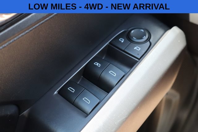 Used 2023 Chevrolet Colorado LT w/ LT Convenience Package AWD/4WD image 13