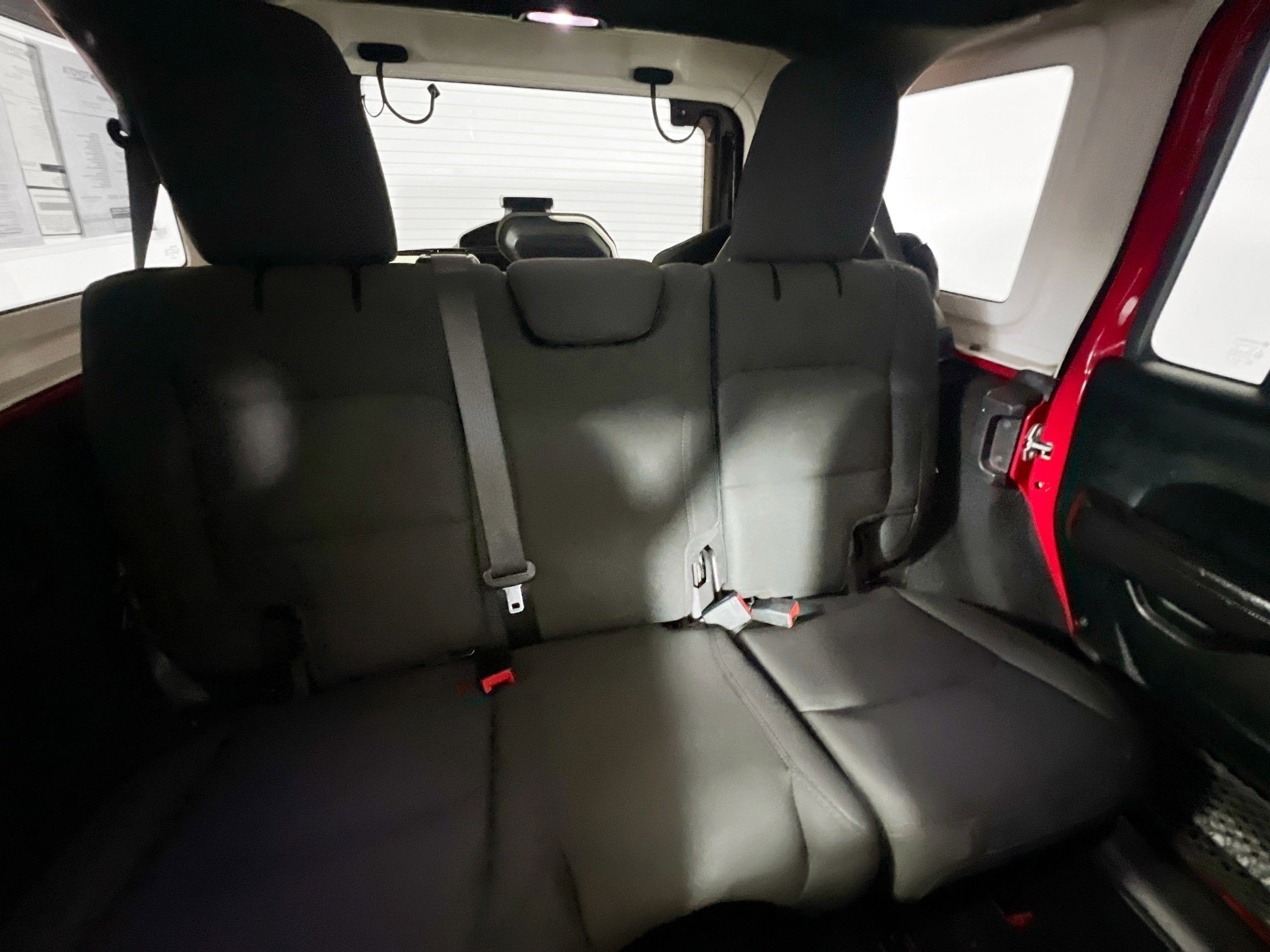 Used 2020 Jeep Wrangler Unlimited Sport S image 33