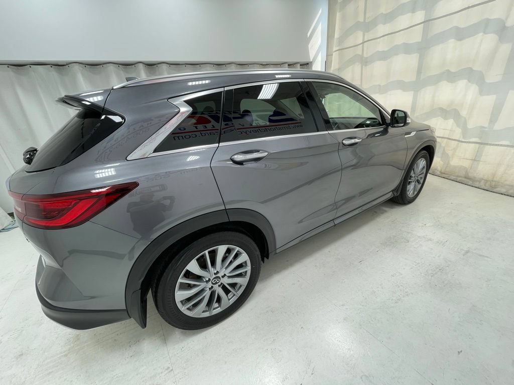 Used 2023 INFINITI QX50 Luxe AWD/4WD image 5