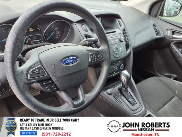 Used 2016 Ford Focus SE w/ SE Power Seat Package image 5
