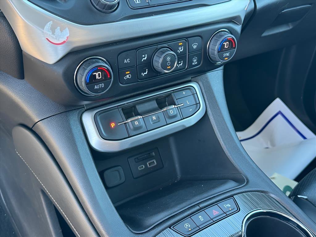 Used 2023 GMC Acadia SLT image 24