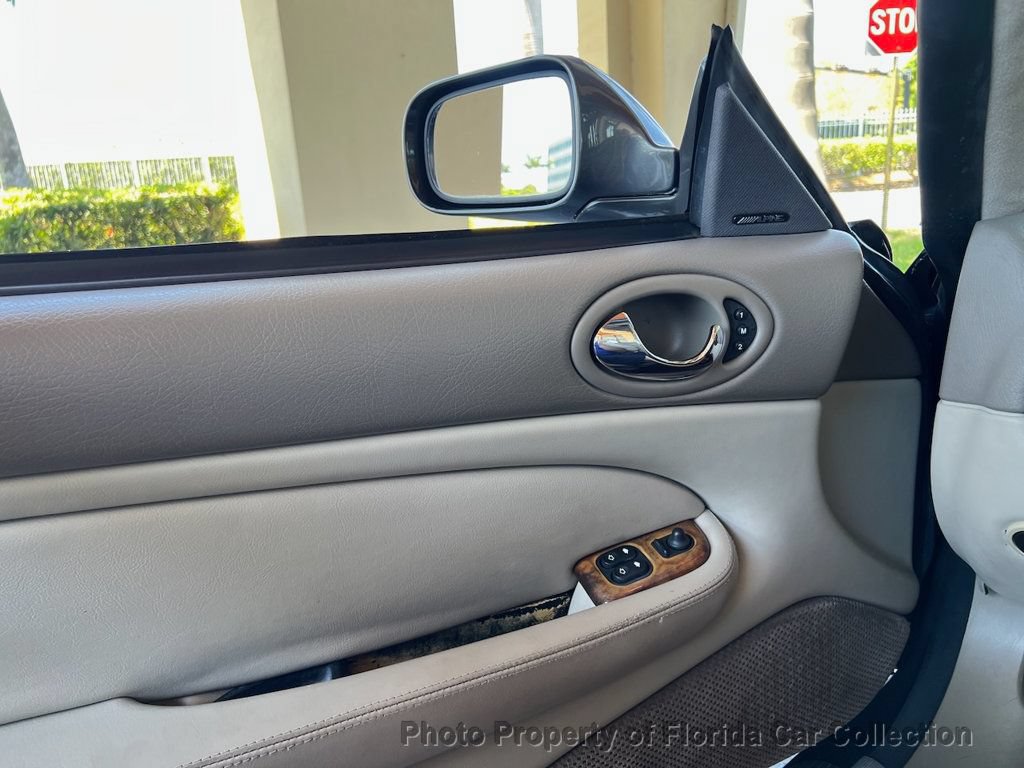 Used 2001 Jaguar XKR Convertible RWD image 61
