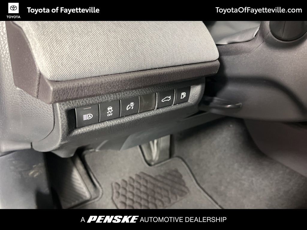 Used 2026 Toyota Camry LE w/ Convenience Package FWD image 26