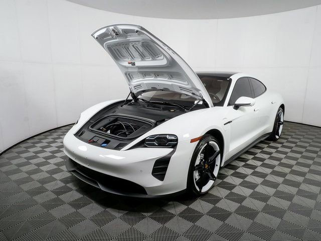 Certified 2023 Porsche Taycan GTS image 36