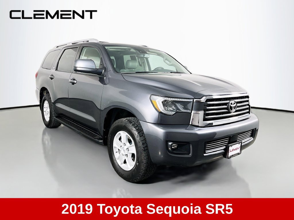 Used 2019 Toyota Sequoia SR5 AWD/4WD image 3