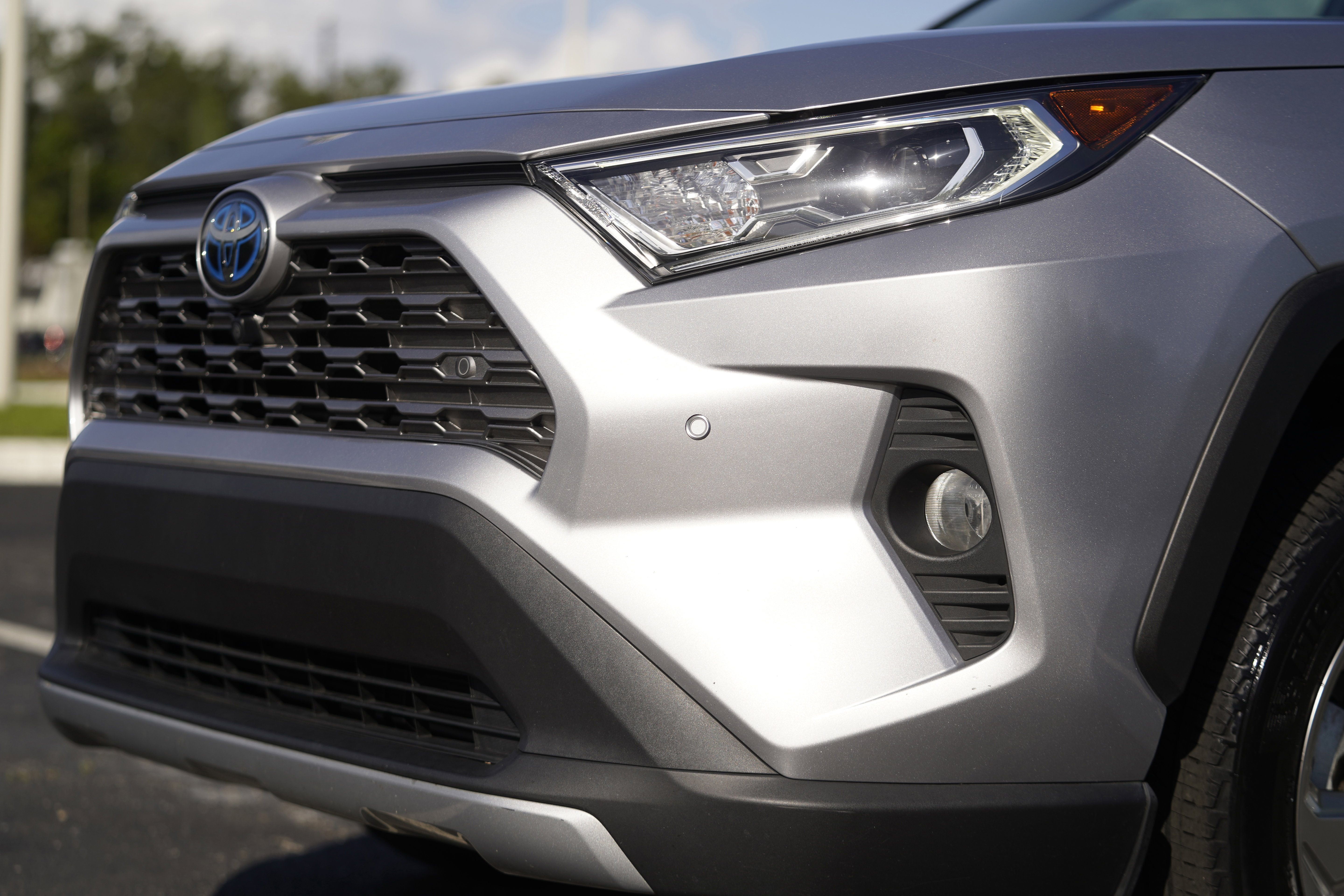 Used 2021 Toyota RAV4 Limited AWD/4WD image 37