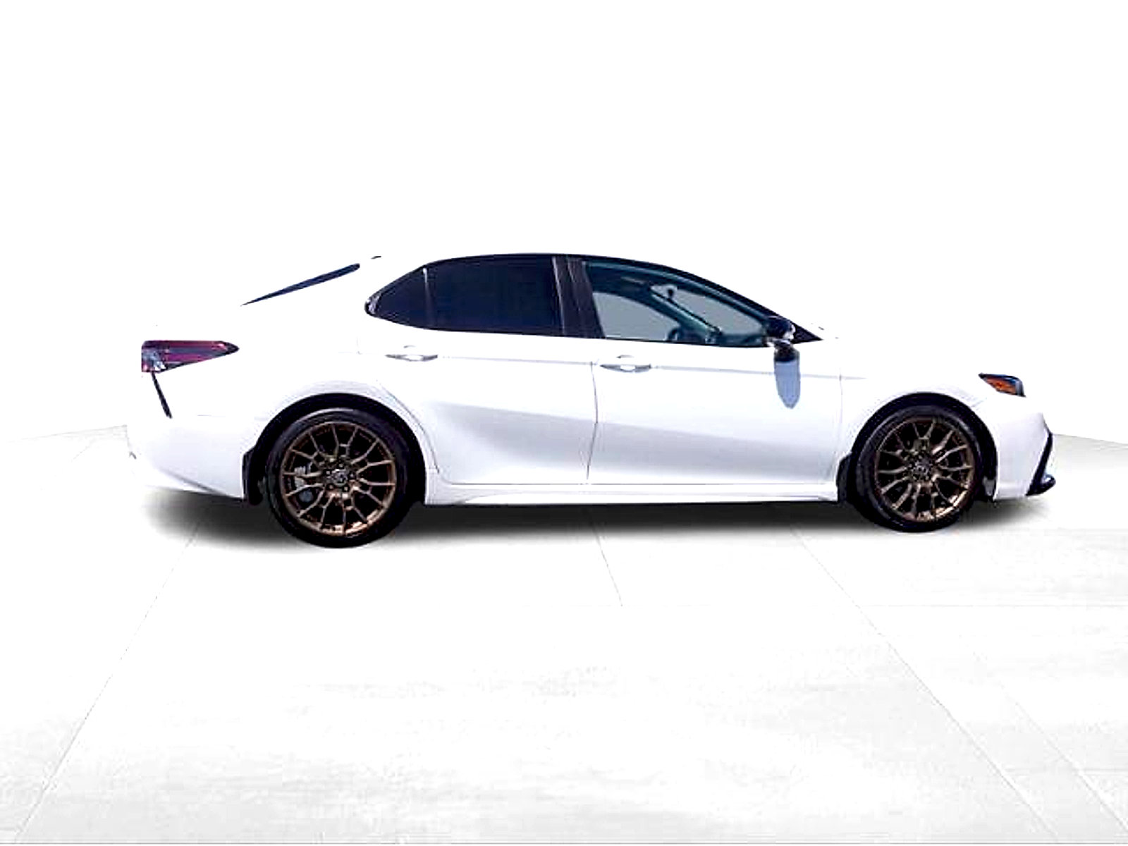 Certified 2023 Toyota Camry SE FWD image 2
