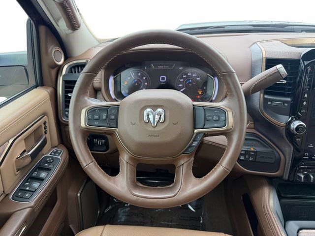Used 2024 RAM 2500 Limited w/ Towing Technology Group AWD/4WD image 13