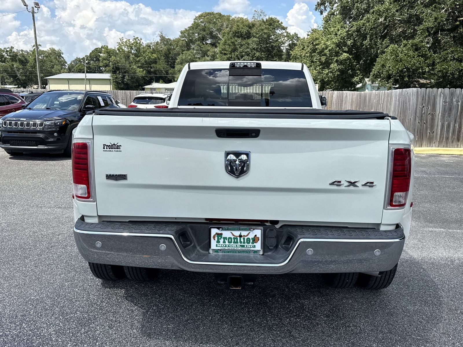 Used 2017 RAM 3500 Laramie AWD/4WD image 4