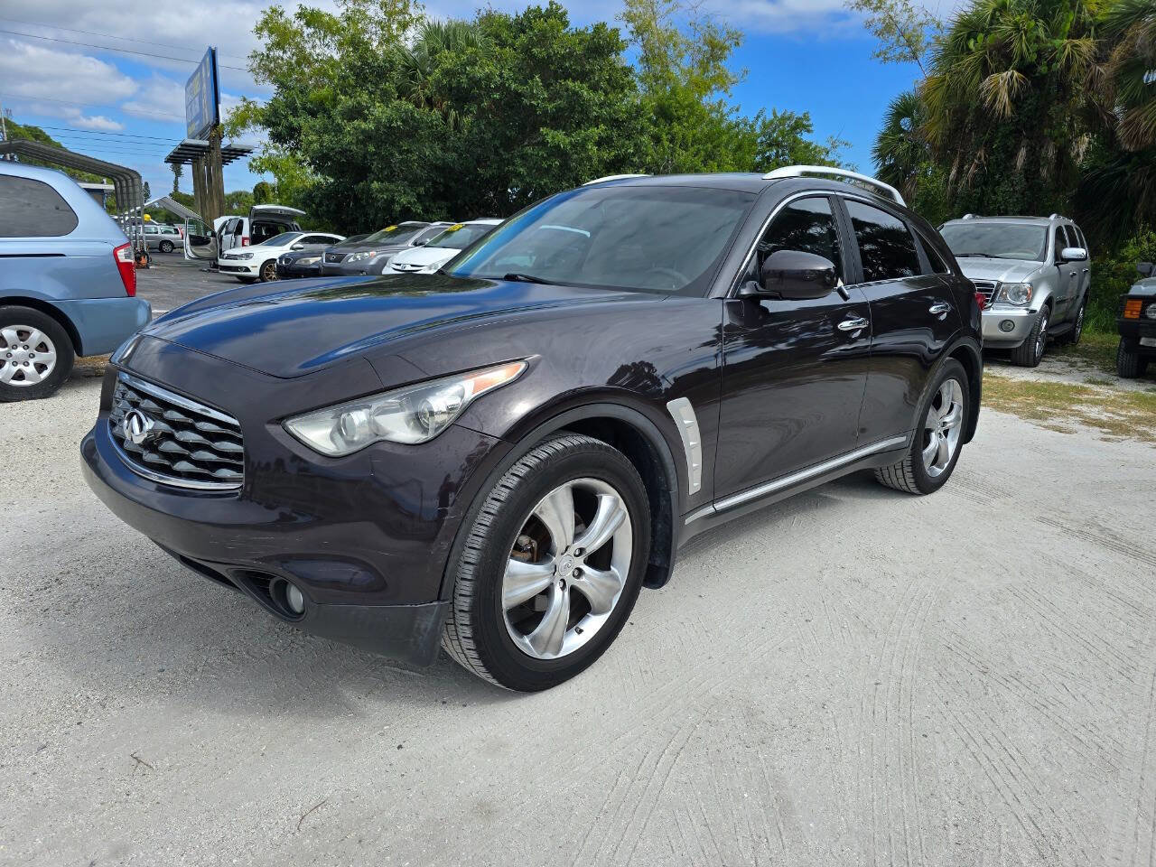 Used 2009 INFINITI FX35 2WD w/ Deluxe Touring Pkg image 1