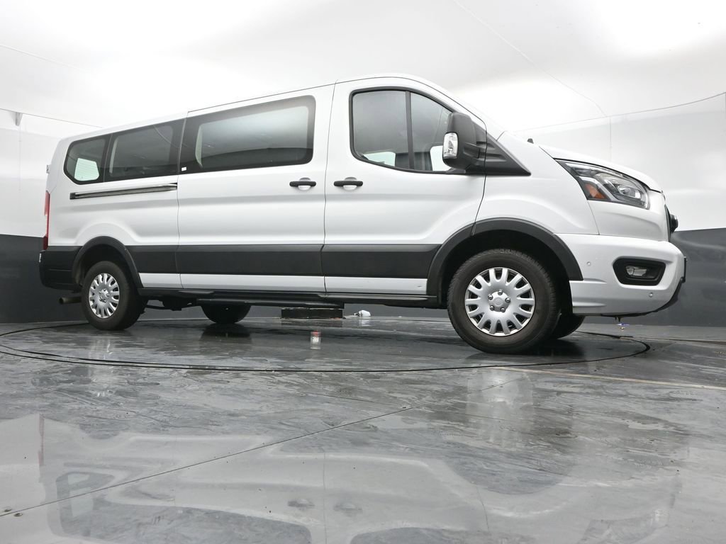 Used 2023 Ford Transit 350 XLT image 43