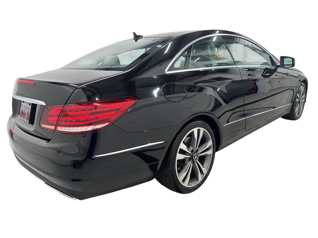 Used 2016 Mercedes-Benz E 400 4MATIC Coupe image 4