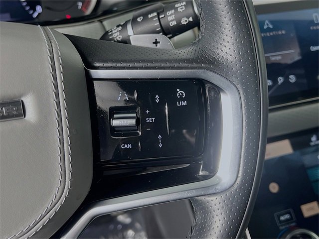 Used 2023 Land Rover Range Rover Evoque R-Dynamic S image 17