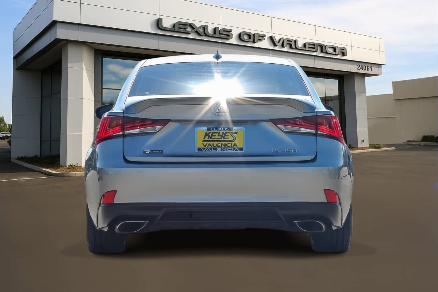 Used 2017 Lexus IS 350 F Sport w/ F Sport Package RWD image 3