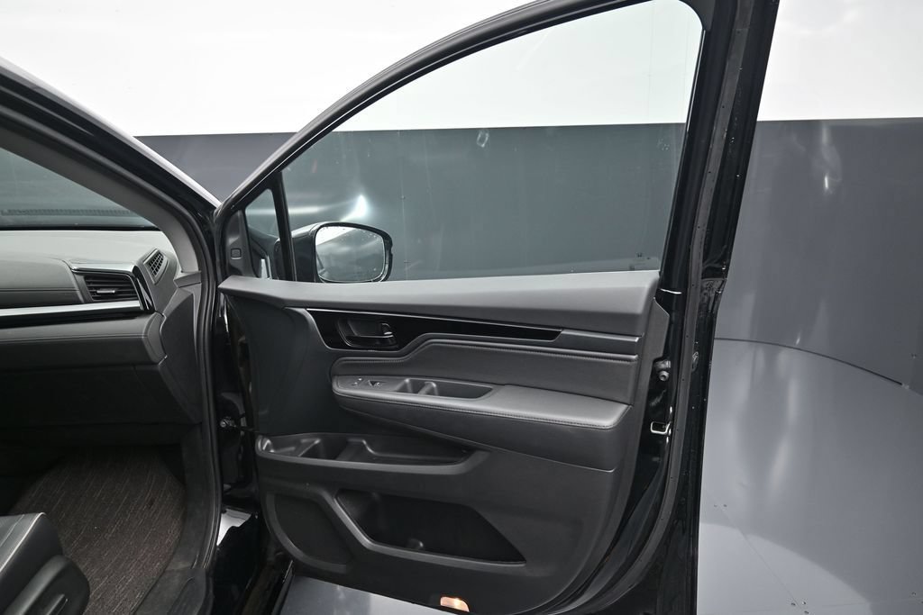 Used 2024 Honda Odyssey Elite image 12