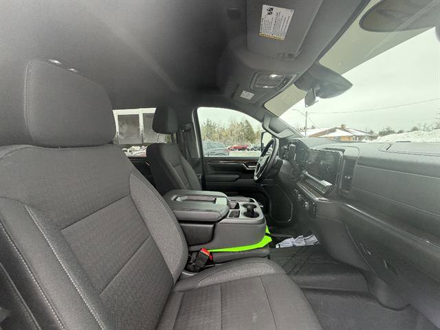 Used 2024 Chevrolet Silverado 2500 LT w/ Z71 Off-Road Package image 20