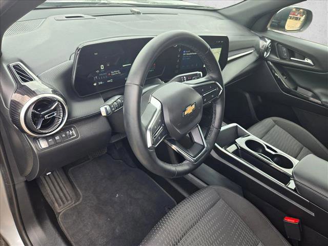 Used 2025 Chevrolet Equinox LT AWD/4WD image 15