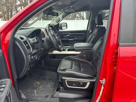 Used 2022 RAM 1500 Laramie image 9