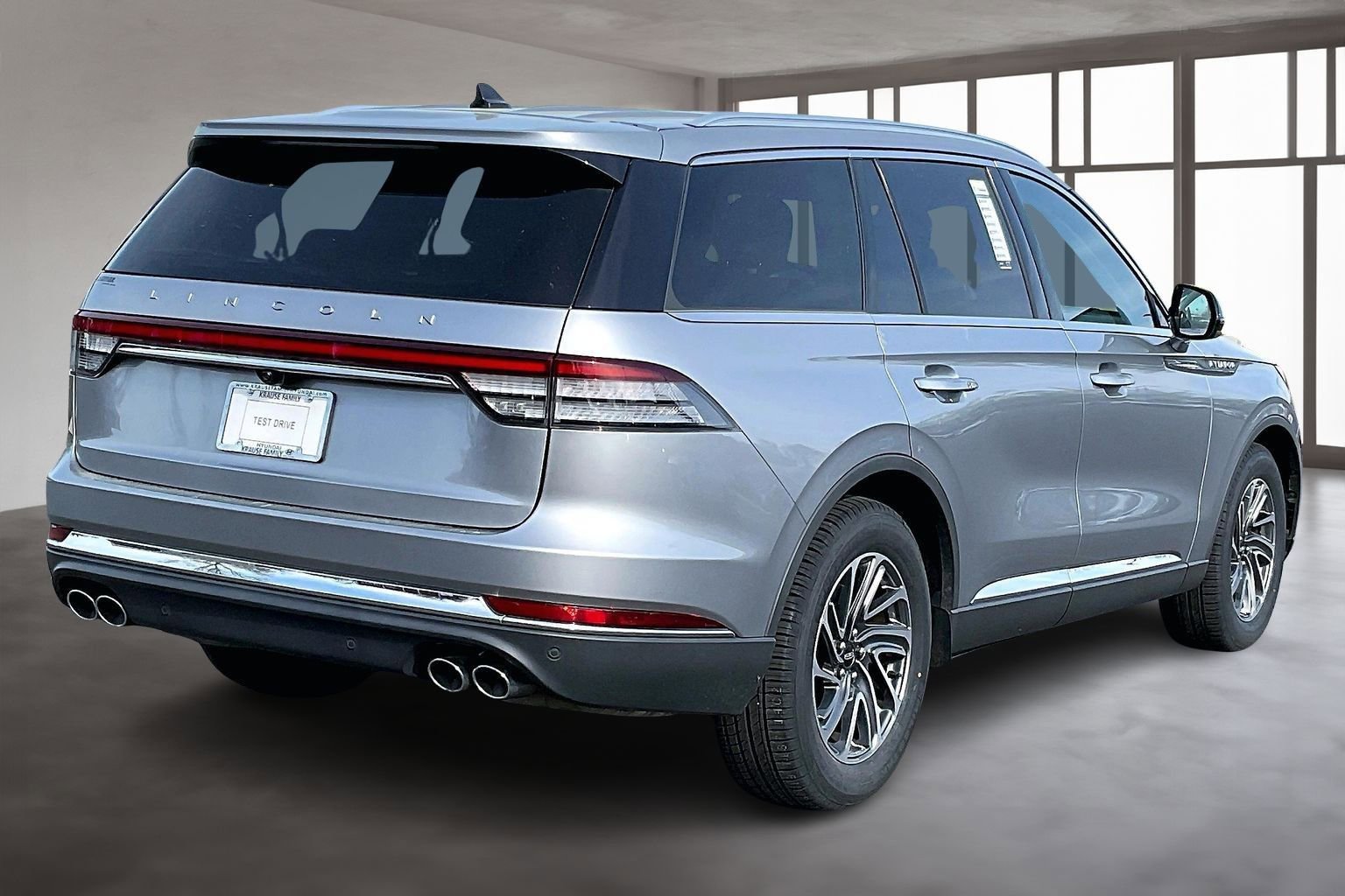 Used 2022 Lincoln Aviator 2WD image 6
