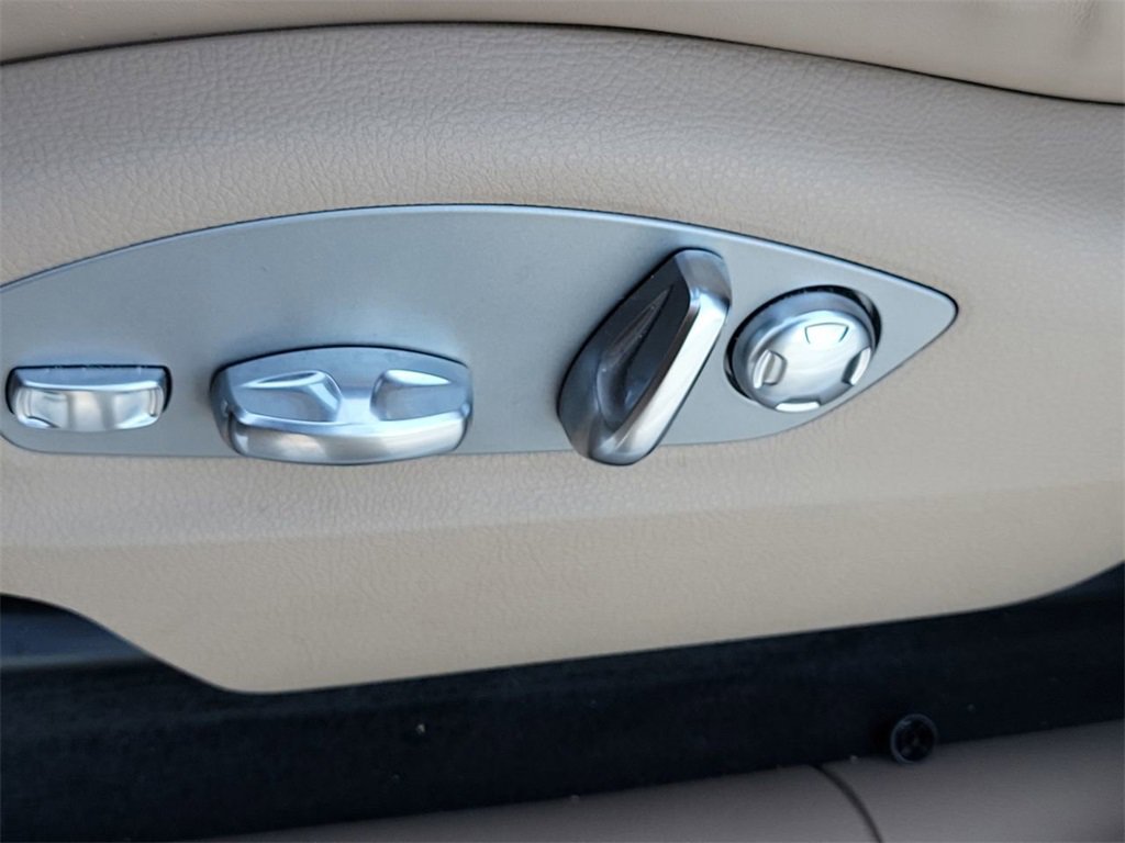 Used 2024 Porsche Macan image 27