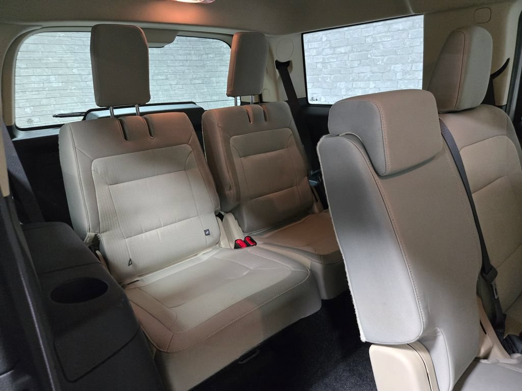 Used 2019 Ford Flex SE FWD image 49