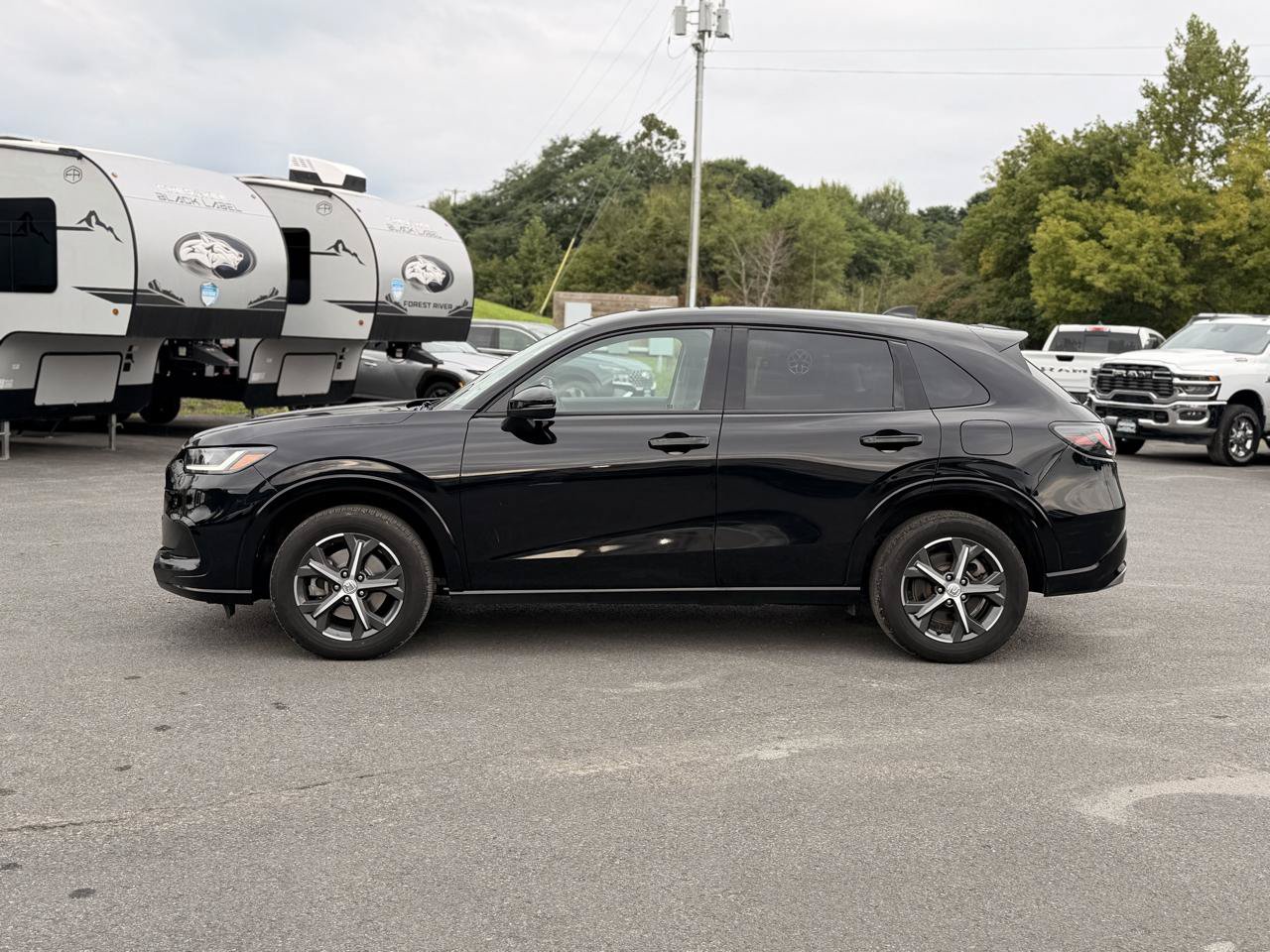 Used 2025 Honda HR-V EX-L image 8
