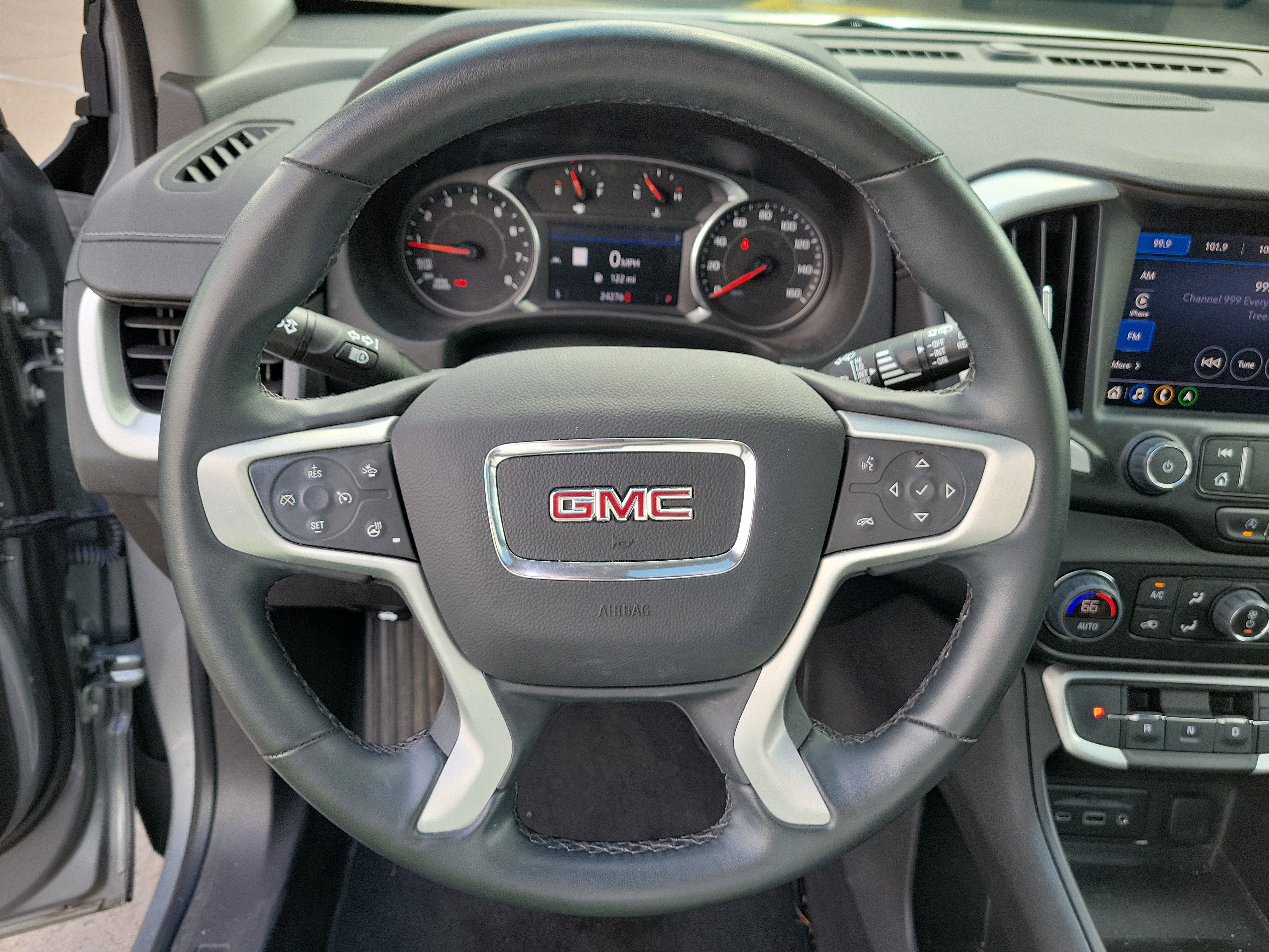 Used 2023 GMC Terrain SLT w/ Infotainment Package II AWD/4WD image 22