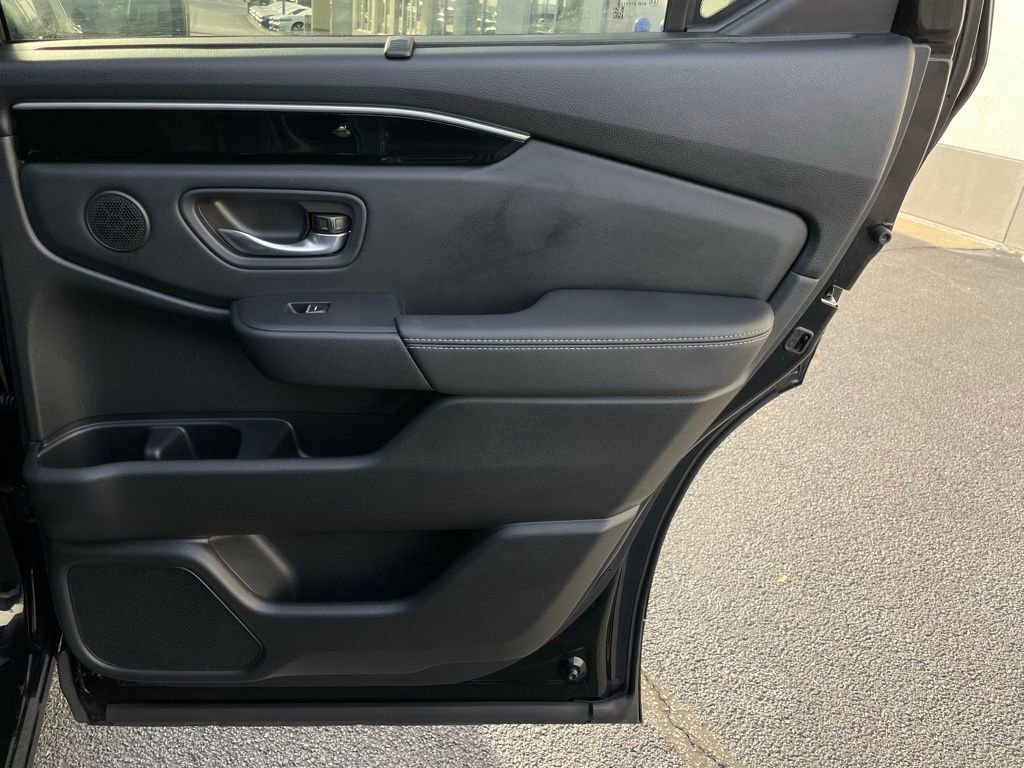 Certified 2025 Honda Pilot EX-L image 34