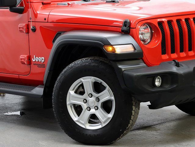 Used 2018 Jeep Wrangler Unlimited Sport S image 3