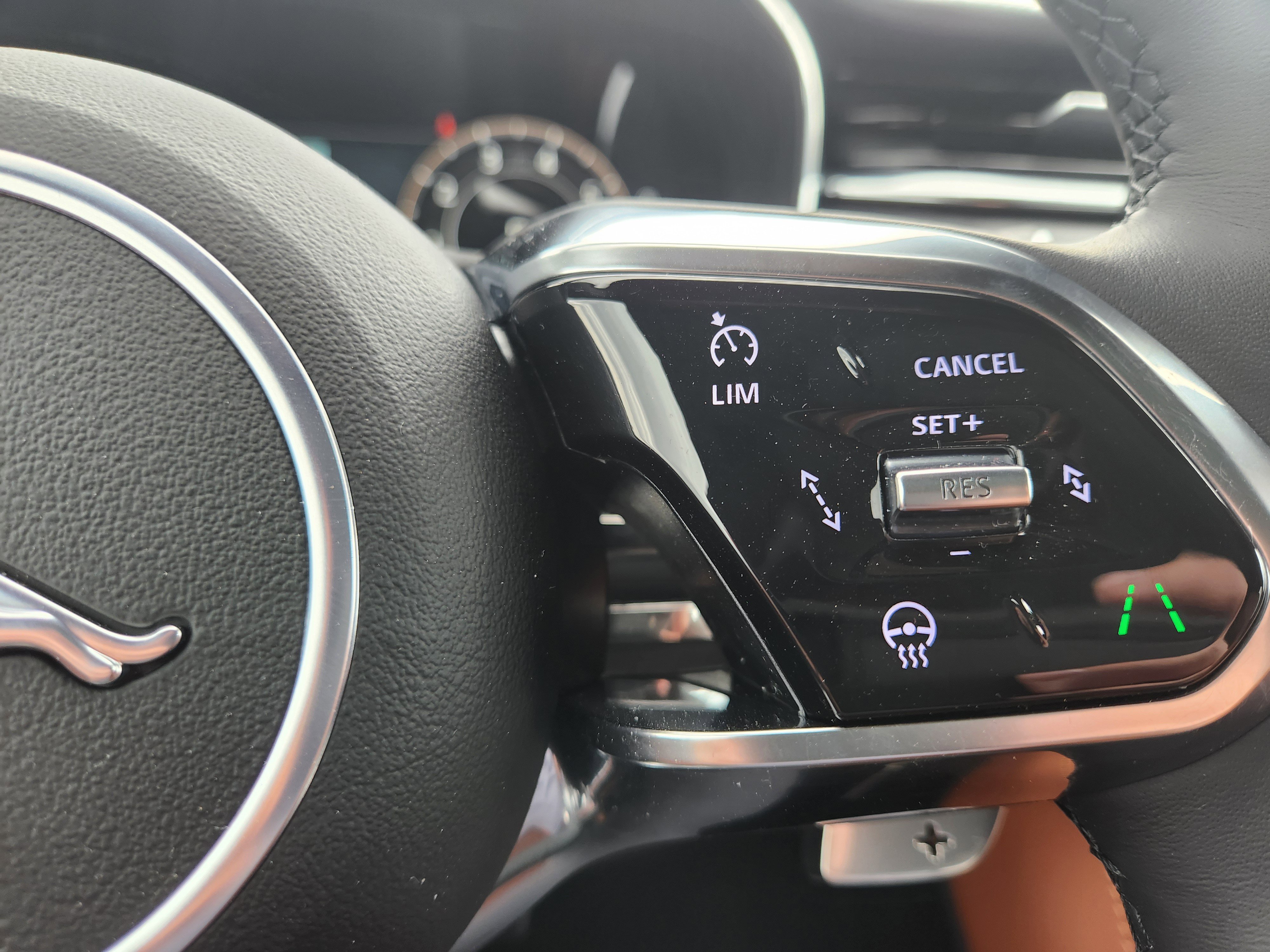 New 2026 Jaguar F-PACE R-Dynamic S image 29