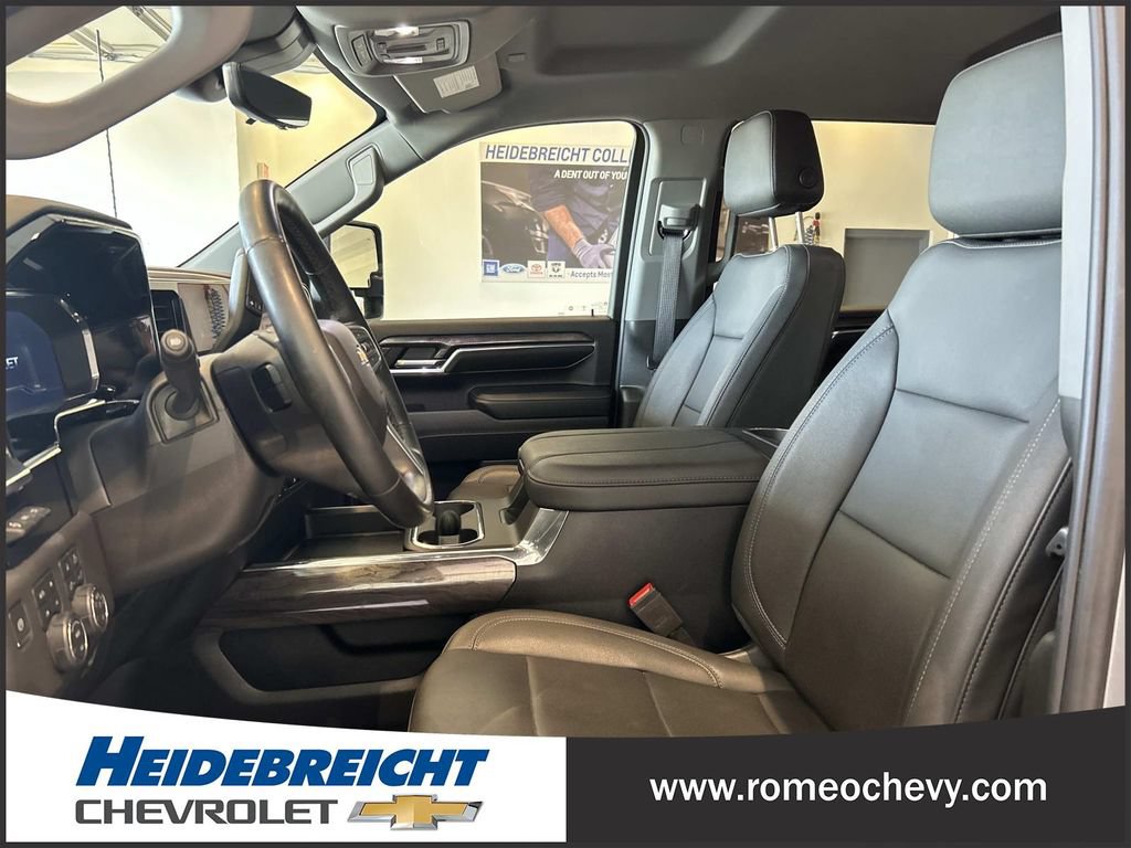 Used 2024 Chevrolet Silverado 2500 LTZ w/ LTZ Plus Package AWD/4WD image 13