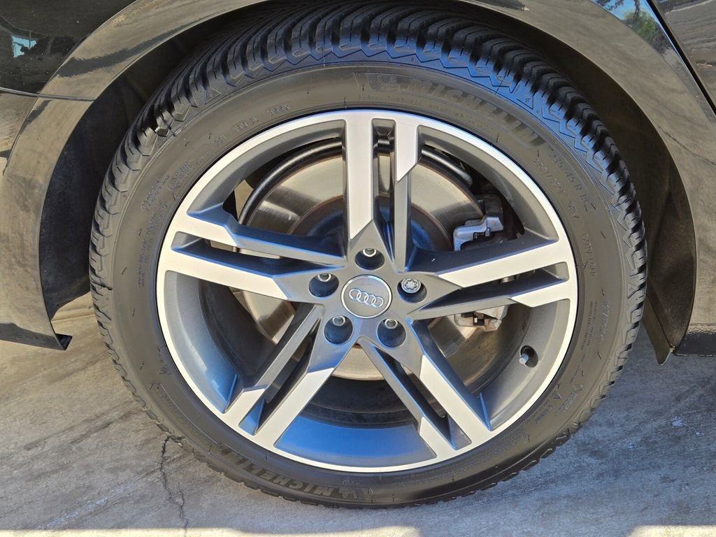 Used 2017 Audi A4 2.0T Premium Plus w/ Premium Plus Package image 8