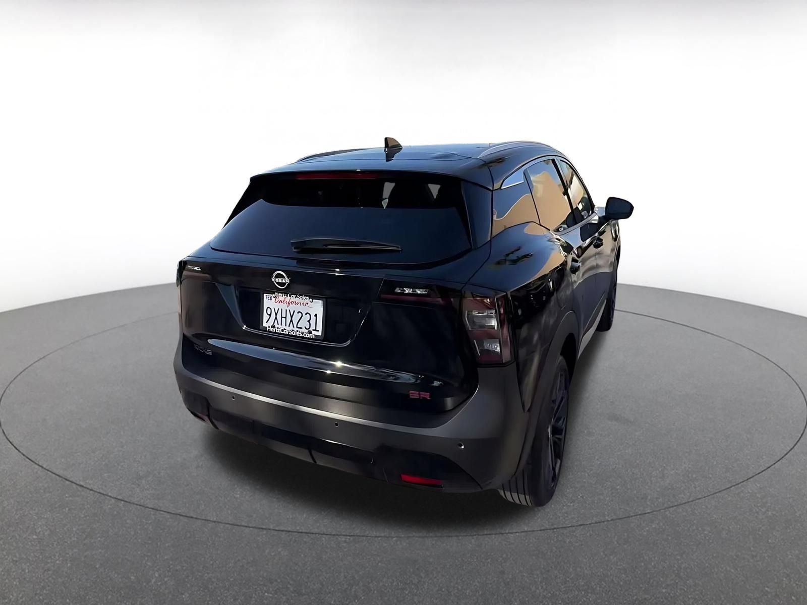 Used 2026 Nissan Kicks SR FWD image 13