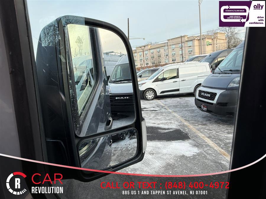 Used 2024 Mercedes-Benz Sprinter 2500 image 38