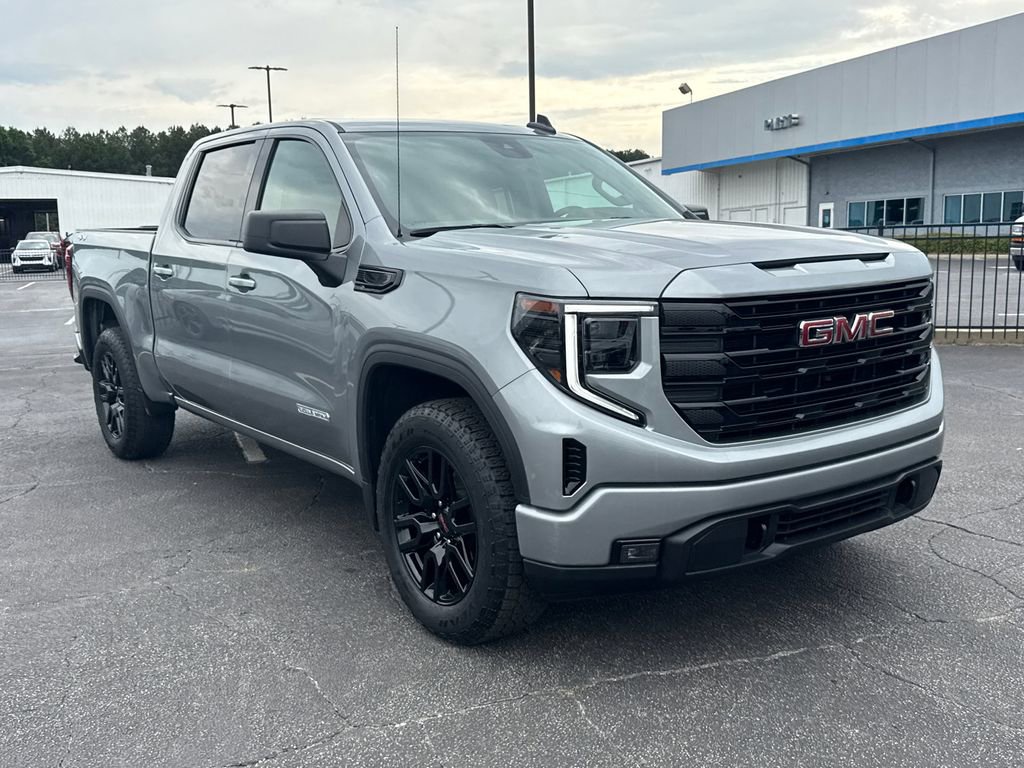 Used 2024 GMC Sierra 1500 Elevation AWD/4WD image 4
