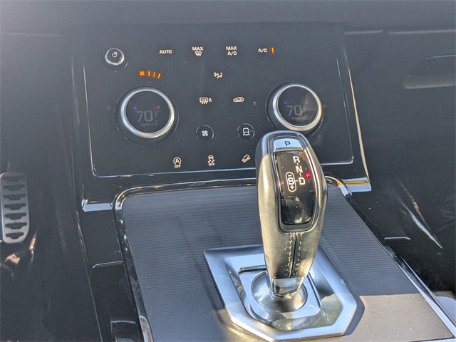 Certified 2023 Land Rover Range Rover Evoque R-Dynamic SE image 15