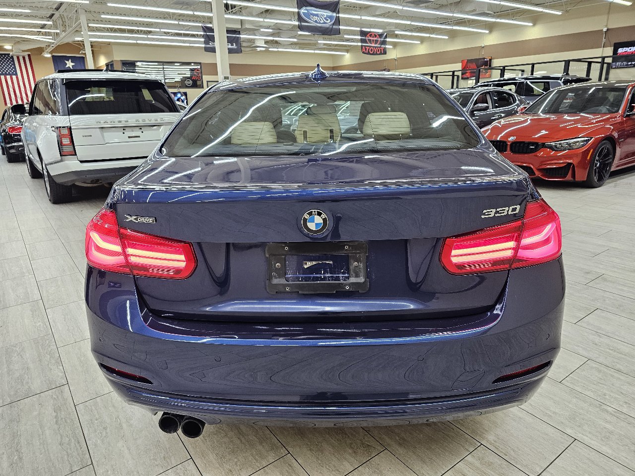 Used 2017 BMW 330i xDrive Sedan image 7