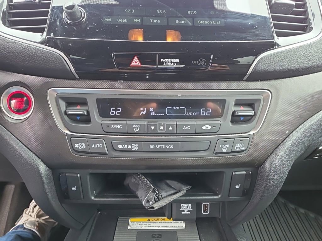 Used 2022 Honda Passport TrailSport image 18