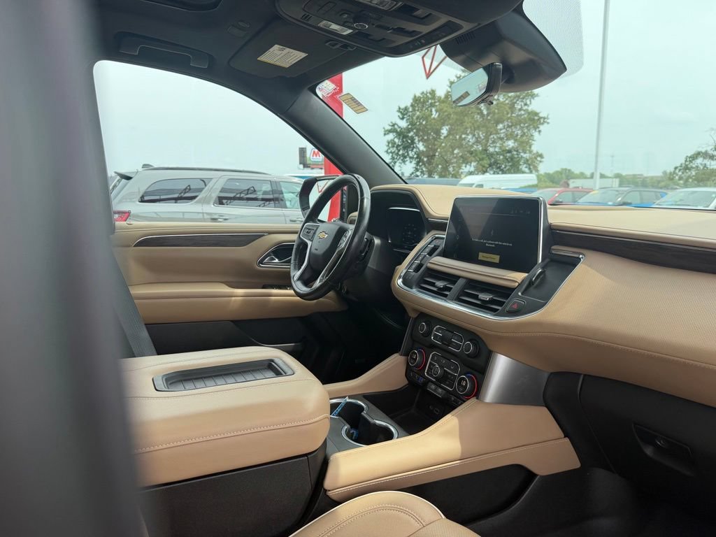 Used 2023 Chevrolet Tahoe Premier AWD/4WD image 49