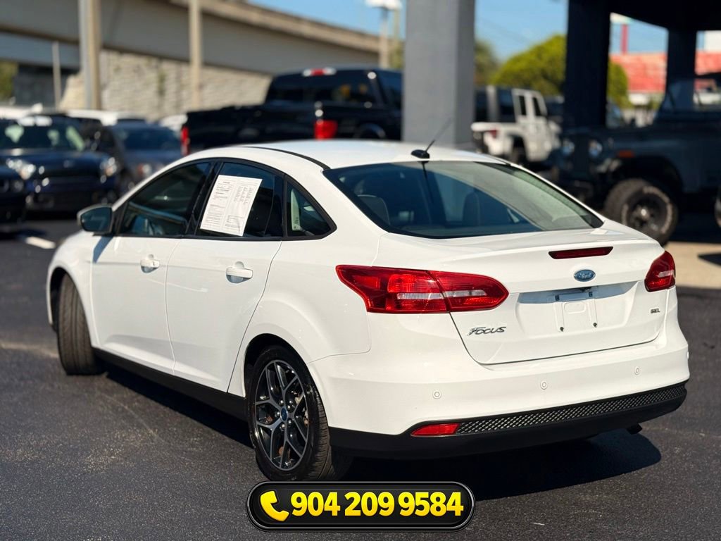 Used 2018 Ford Focus SEL FWD image 3