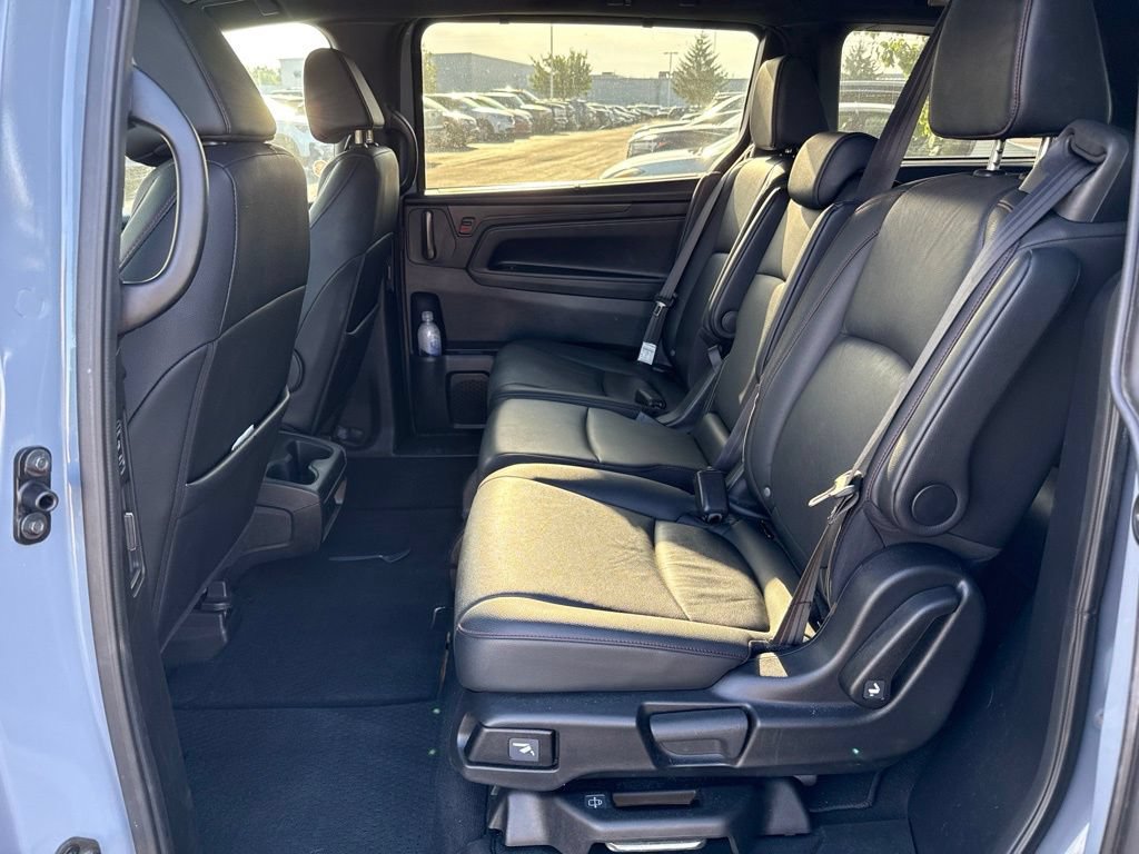 Used 2025 Honda Odyssey Sport-L image 16