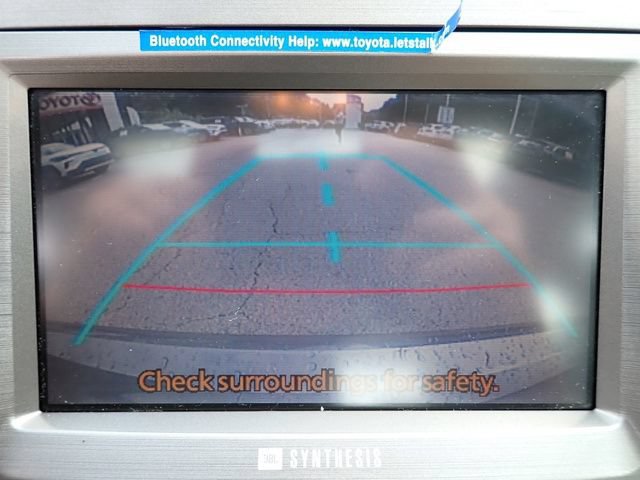 Used 2012 Toyota Avalon Limited FWD image 27