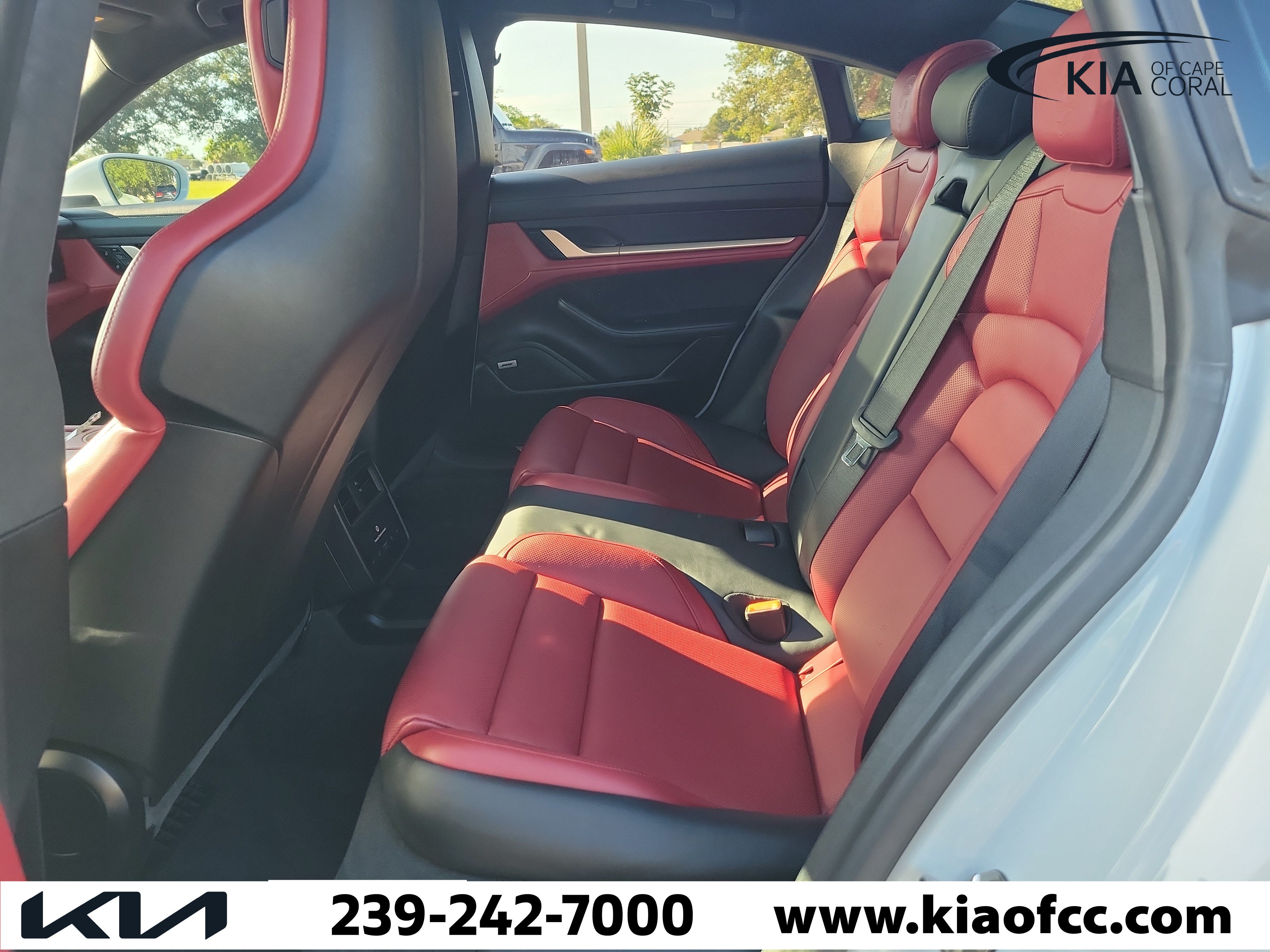Used 2020 Porsche Taycan Turbo AWD/4WD image 13