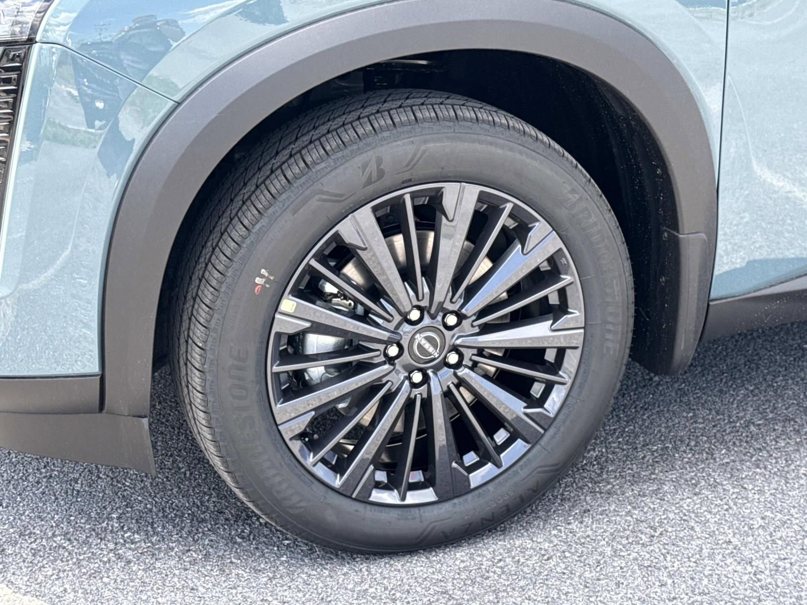 New 2026 Nissan Pathfinder SL w/ SL Premium Package image 7