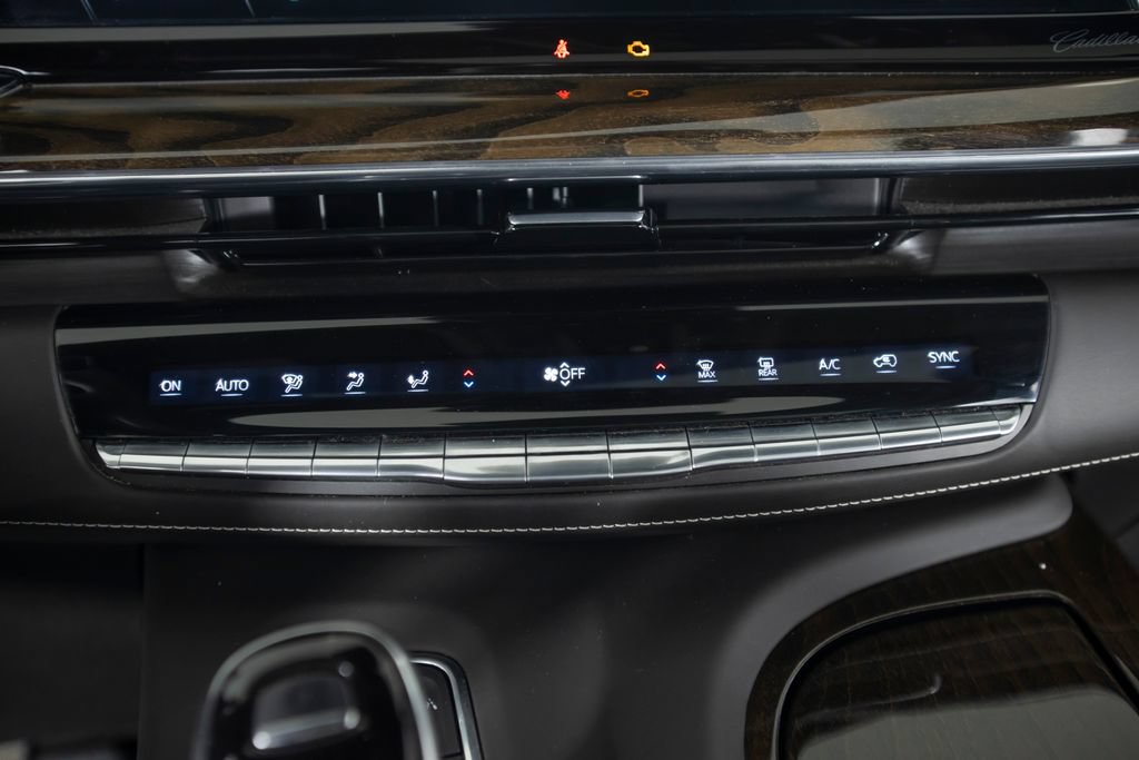 Used 2022 Cadillac Escalade Sport Platinum w/ Heavy-Duty Trailer Package AWD/4WD image 41